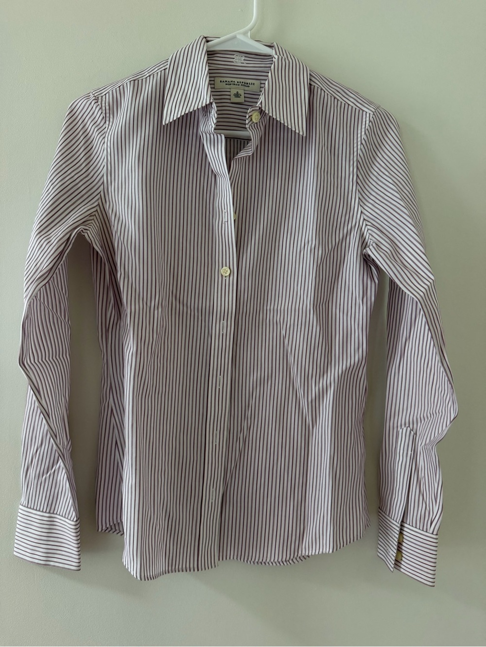 Banana Republic Men's White Shirt with Purple Pinstripes